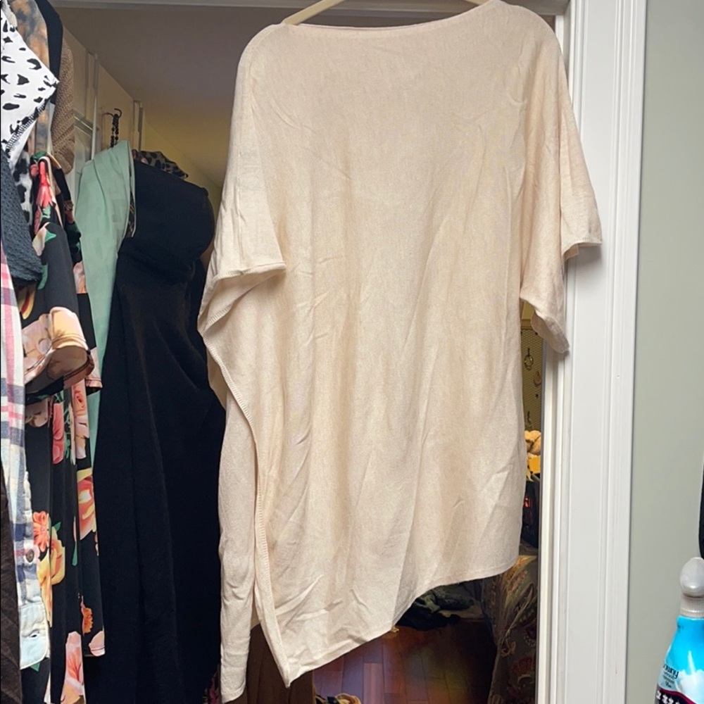 Kerisma One Sleeve Asymmetrical poncho